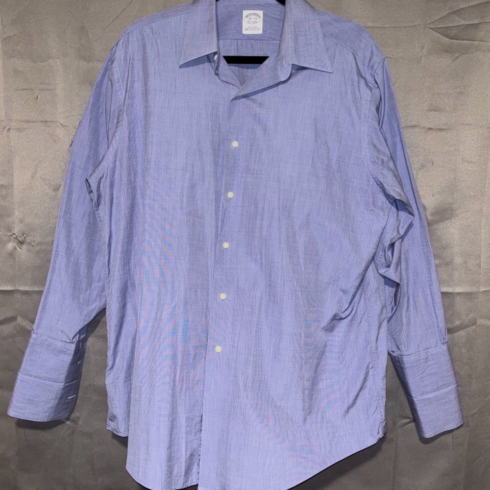Brooks Brothers Light Blue Dress Shirt size 16 1/2-33 excellent condition‎